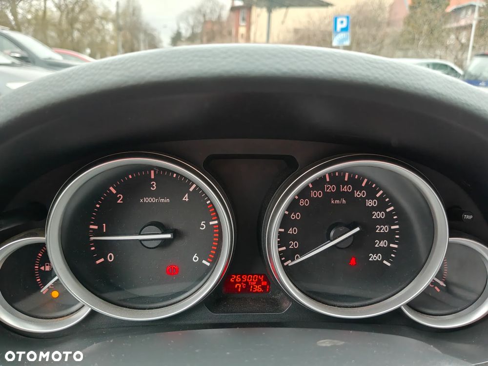 Mazda 6 Sport 2.0 CD DPF Comfort - 22