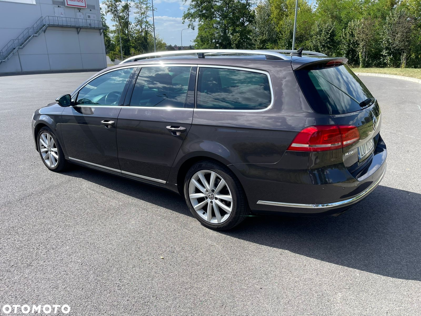 Volkswagen Passat 2.0 TDI Comfortline DSG - 17