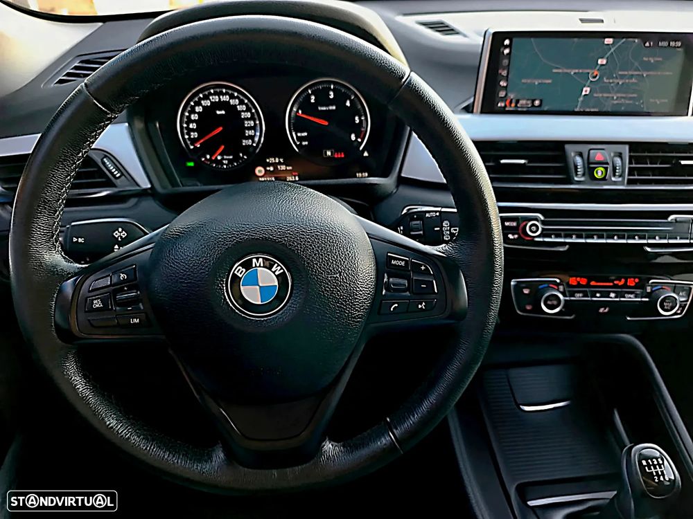 BMW X1 16 d sDrive xLine - 22