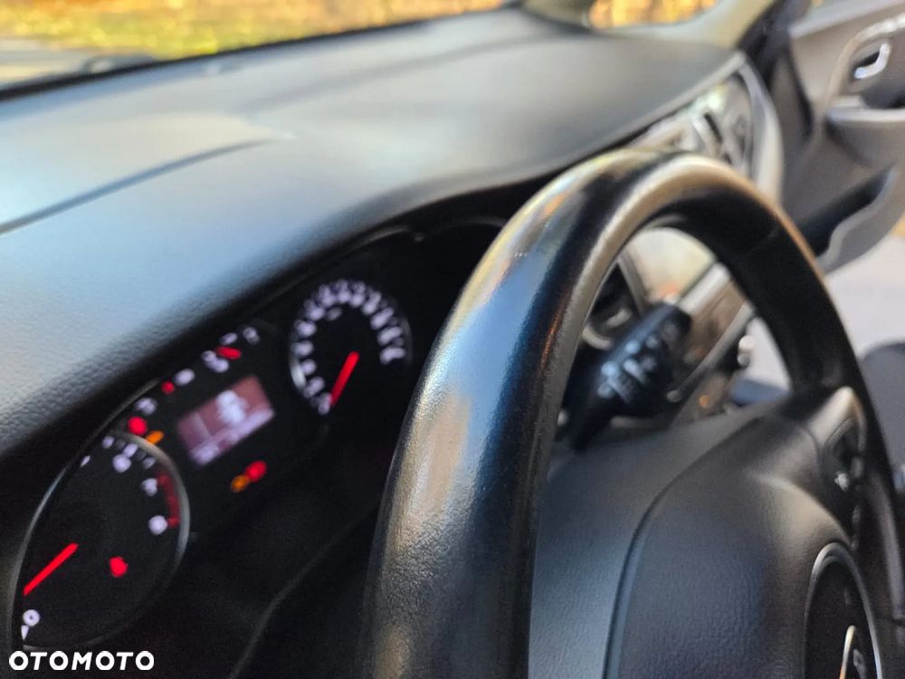 Kia Carens 2.0 GDI Edition 7 - 21