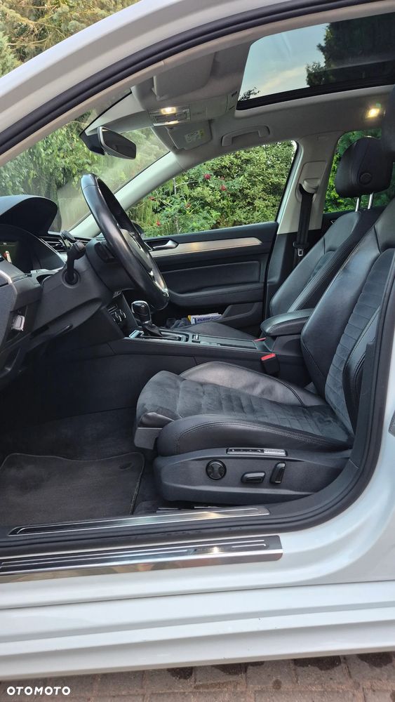 Volkswagen Passat 2.0 TDI SCR (BlueMotion Technology) DSG Highline - 9