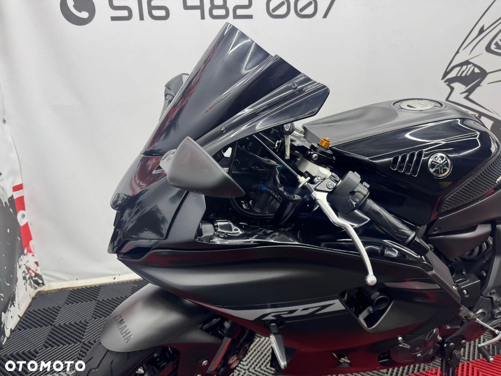Yamaha R7 - 11