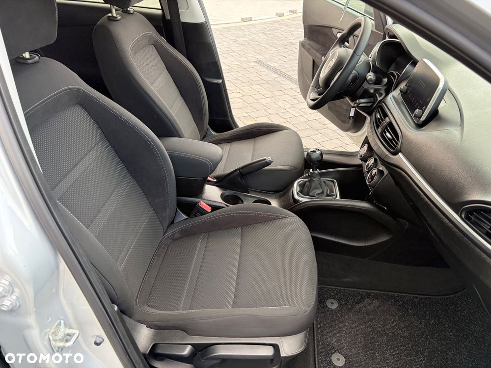 Fiat Tipo 1.4 T-Jet 16v Lounge - 36