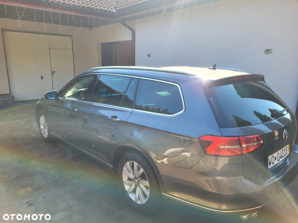 Volkswagen Passat Variant 2.0 TDI SCR DSG Comfortline - 4