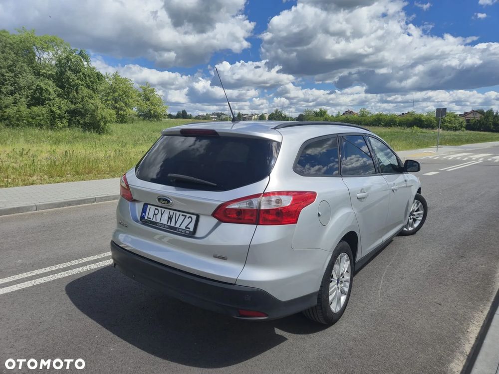 Ford Focus 1.6 TDCi DPF Start-Stopp-System Titanium - 6