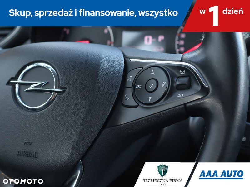 Opel Crossland X - 17