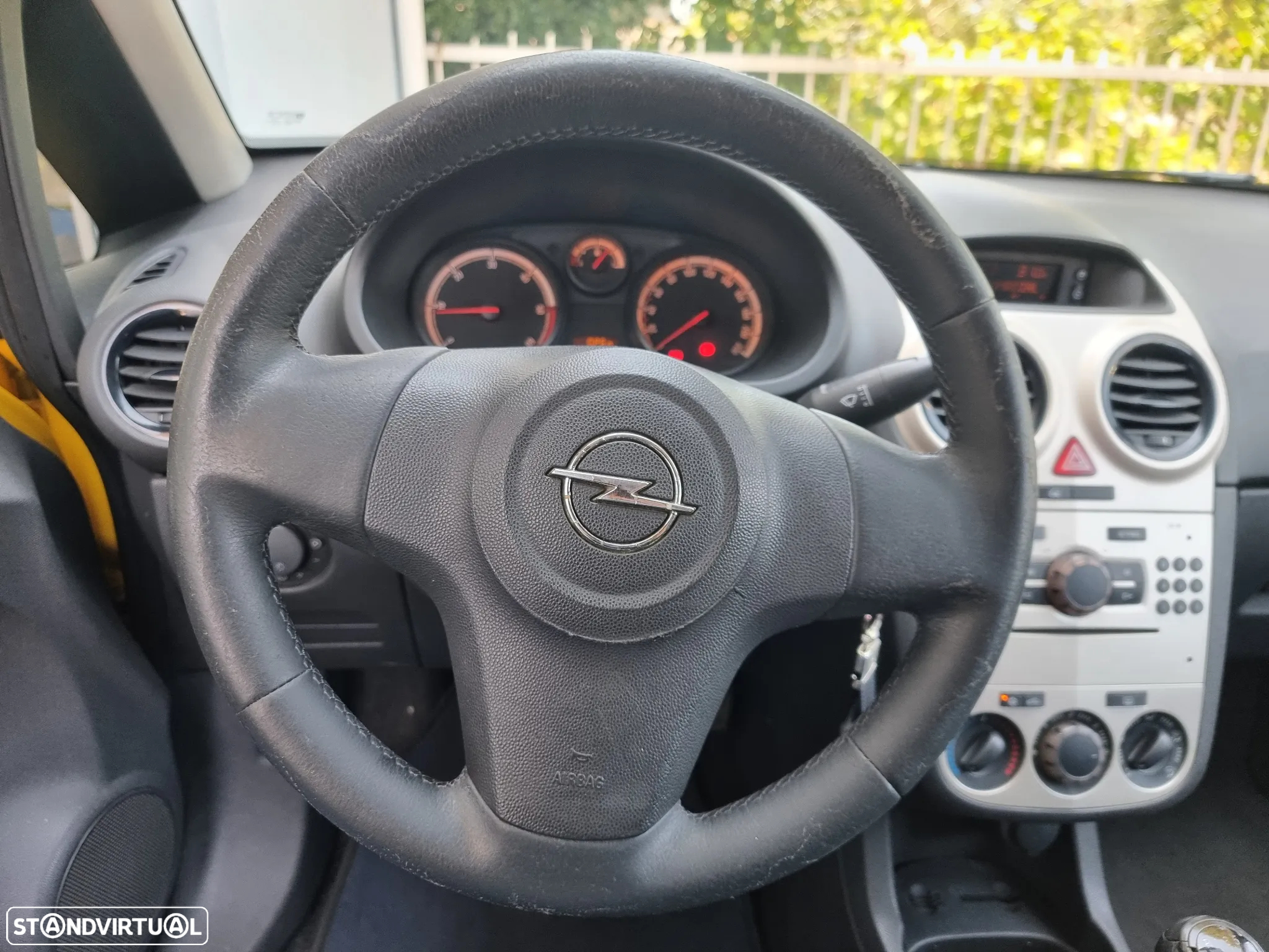Opel Corsa - 10