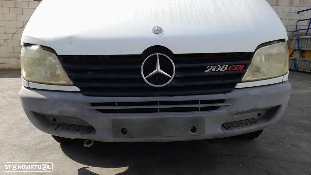 Pára-choques frente MERCEDES-BENZ Sprinter 2-t Combi (901, 902) - 1