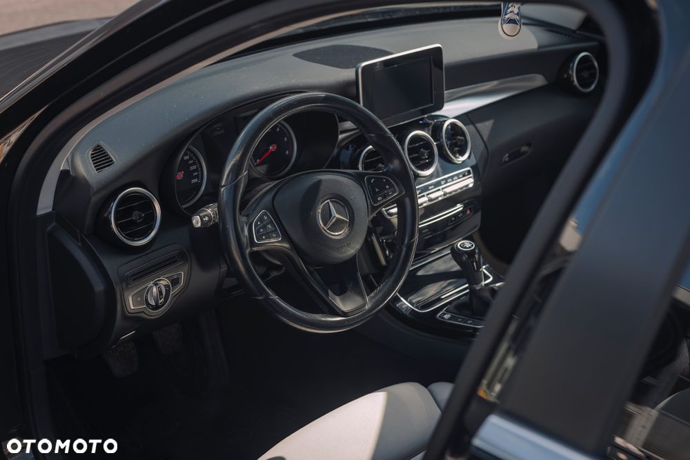 Mercedes-Benz Klasa C 200 (BlueTEC) d - 11