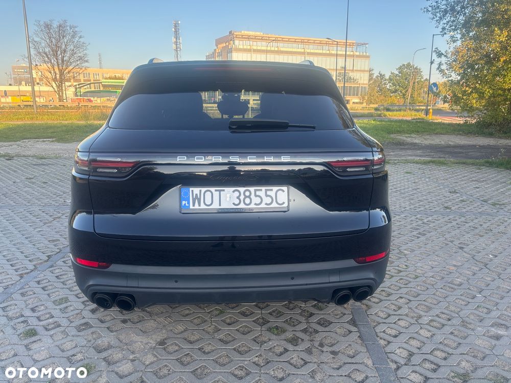 Porsche Cayenne Standard - 27