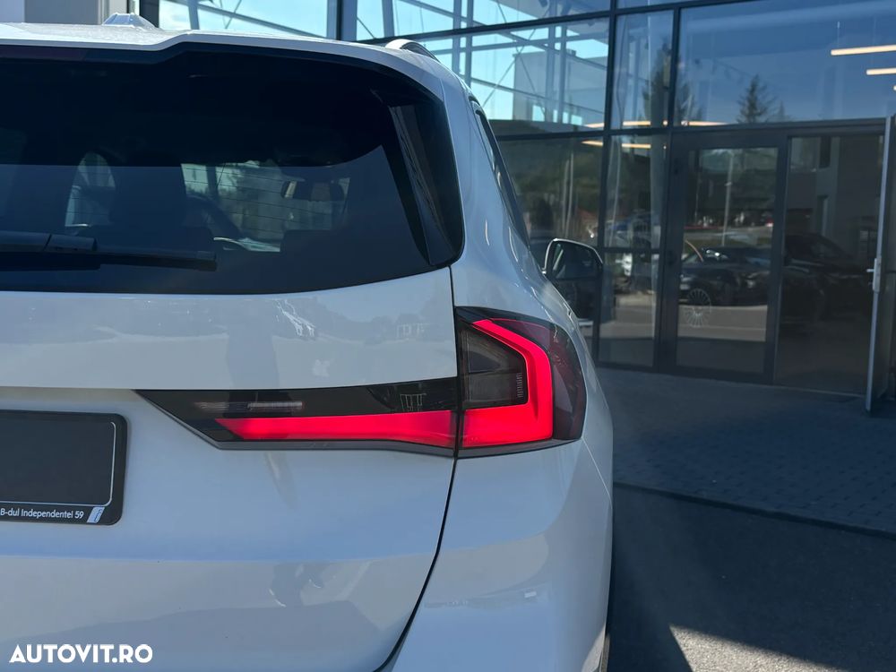 BMW X1 sDrive20i AT MHEV - 23