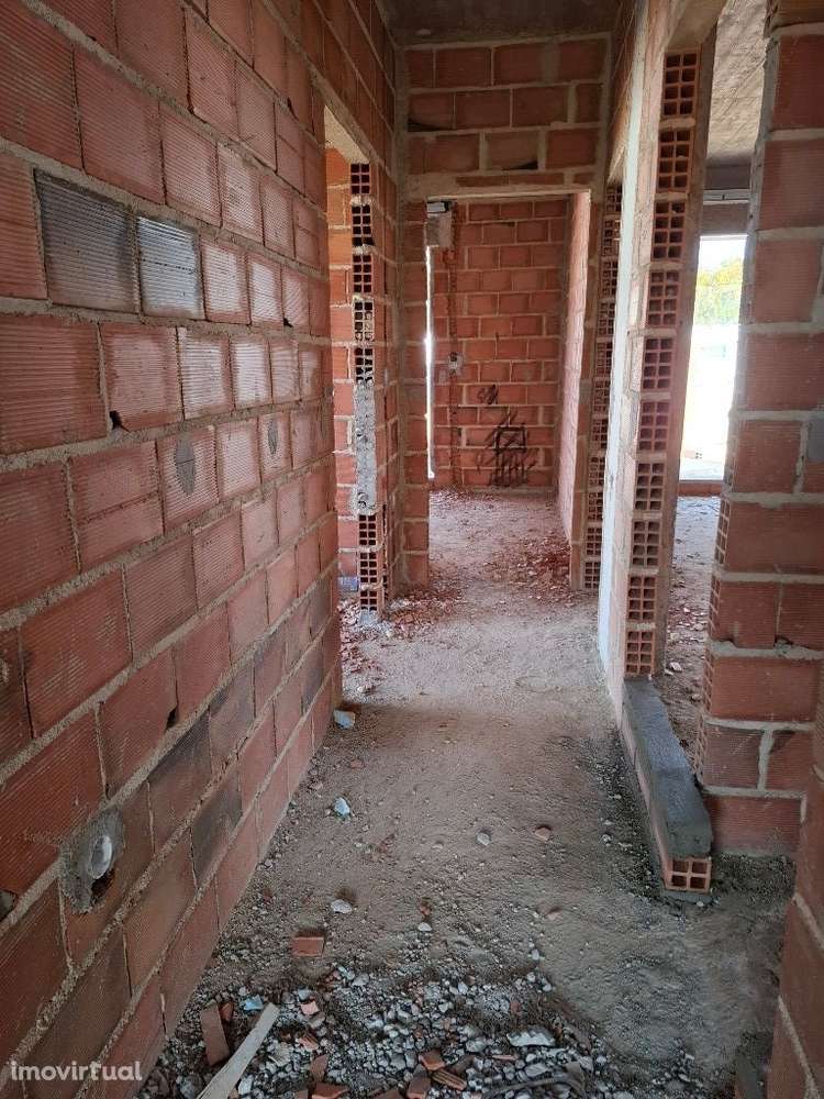 Excelente moradia Isolada Térrea T3+1 e Piscina. - Grande imagem: 3/8