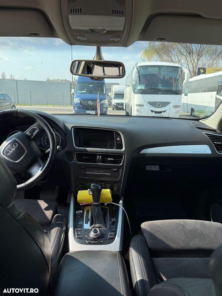 Audi Q5 2.0 TDI Quattro Stronic - 9