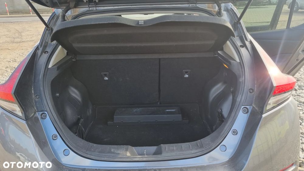Nissan Leaf 40 kWh Tekna - 25