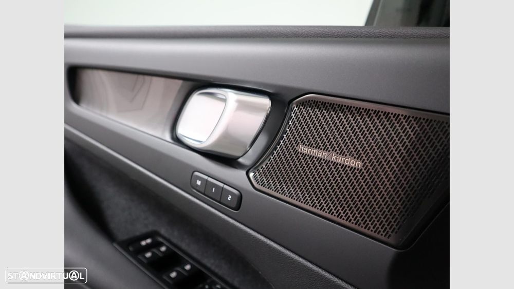 Volvo C40 Recharge Twin First Edition - 10