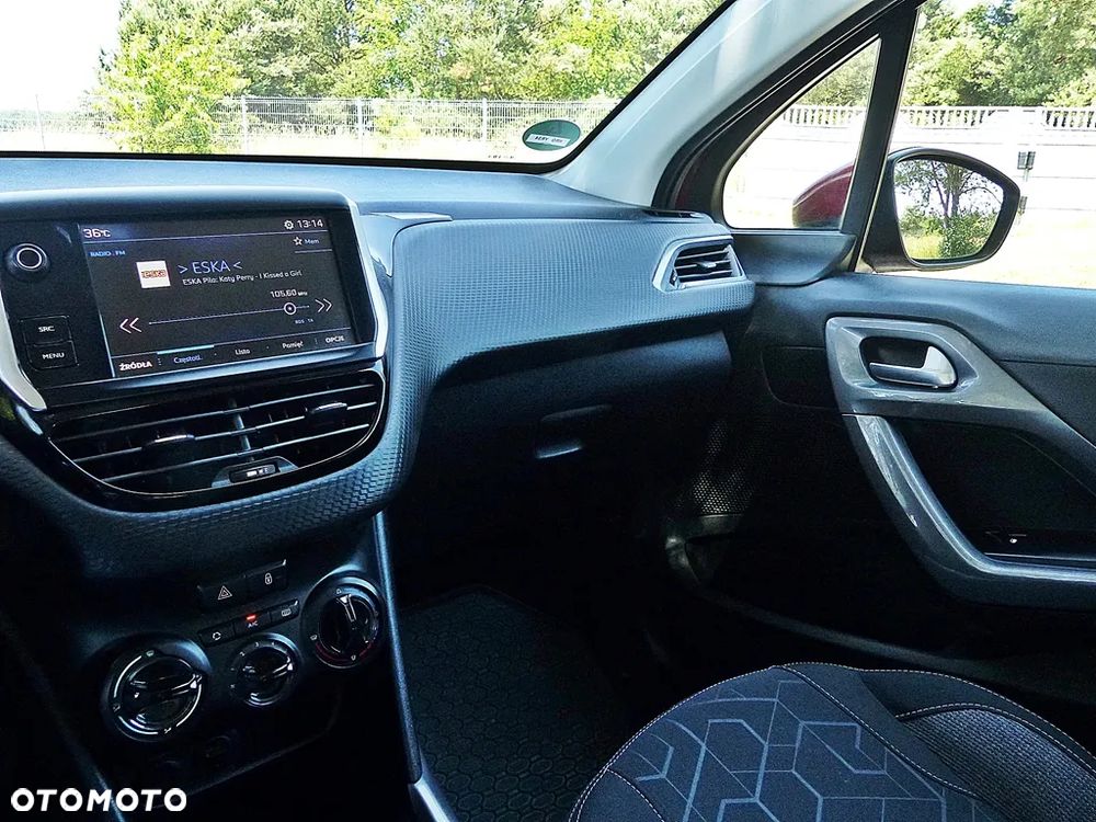 Peugeot 2008 PureTech 82 Style - 34