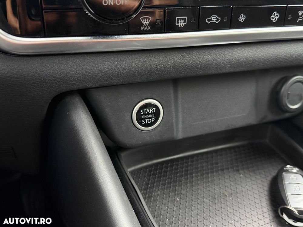 Nissan Qashqai 1.3 DIG-T MHEV Xtronic N-Connecta - 19