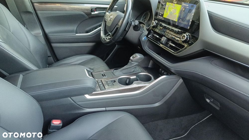 Toyota Highlander - 10