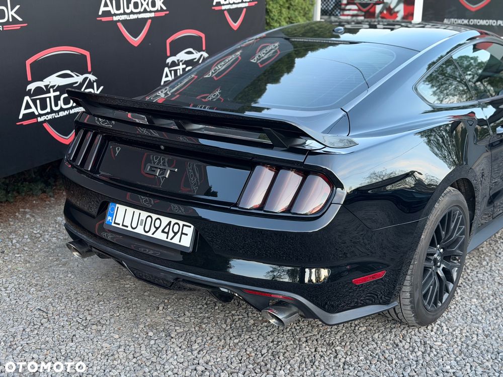 Ford Mustang - 10