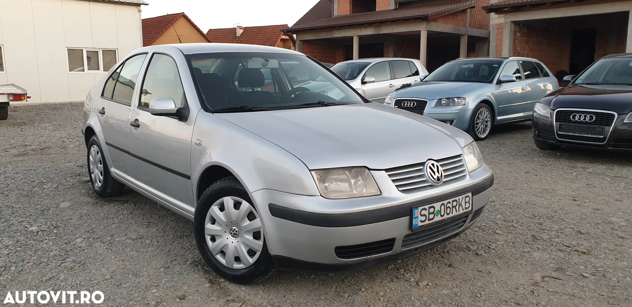 Volkswagen Bora - 2