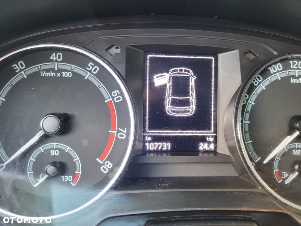 Skoda Fabia 1.0 TSI Active - 13