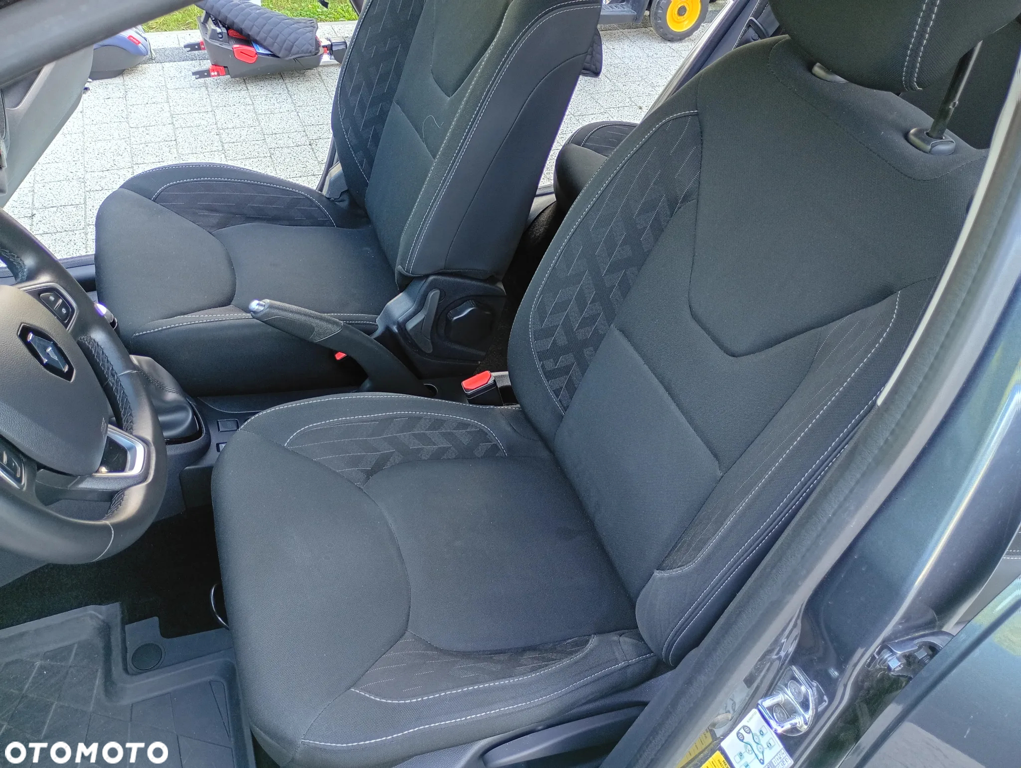 Renault Clio 1.5 dCi Energy Limited - 13