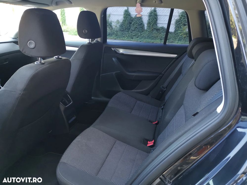 Skoda Octavia 1.6 TDI Active - 6