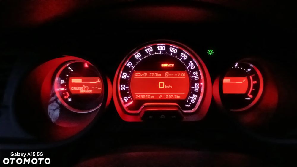 Citroën C5 1.6 HDi Attraction - 11