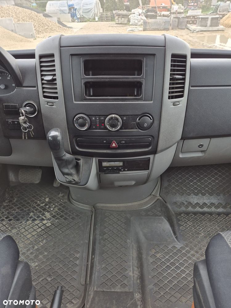 Mercedes-Benz Sprinter 906 - 13