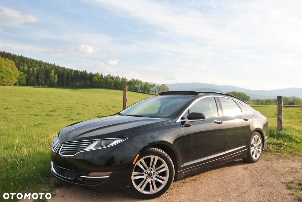 Lincoln MKZ - 11