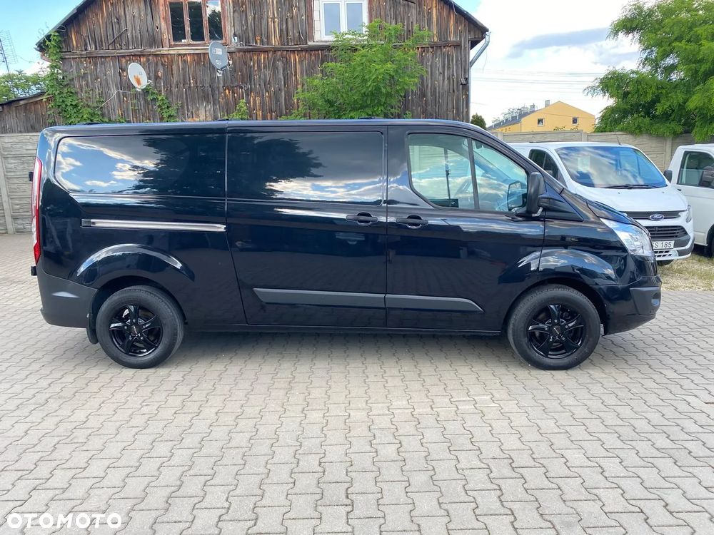 Ford TRANSIT CUSTOM - 4