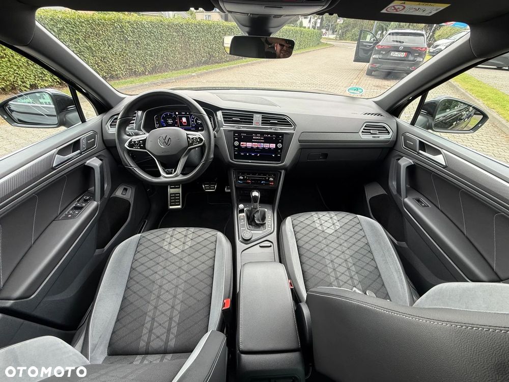 Volkswagen Tiguan 2.0 TDI SCR 4Mot R-Line DSG - 12