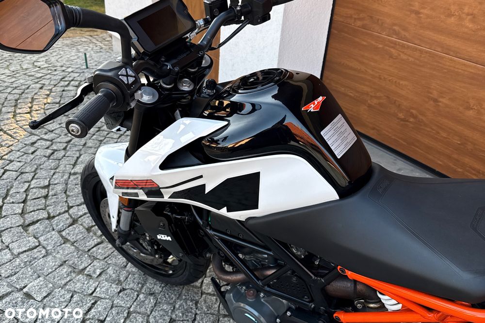 KTM Duke - 21