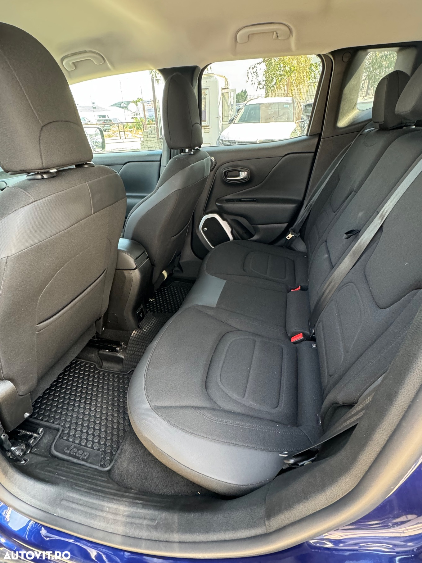 Jeep Renegade 1.4 M-Air 4x2 Limited - 8