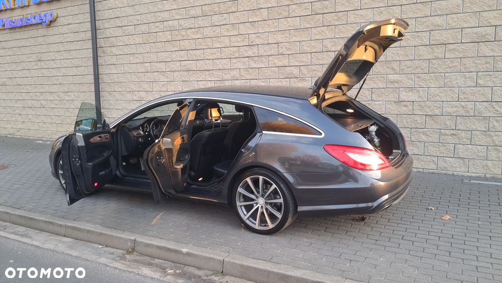 Mercedes-Benz CLS - 17