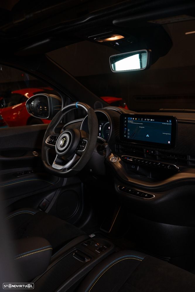 Abarth 500e Scorpionissima - 18