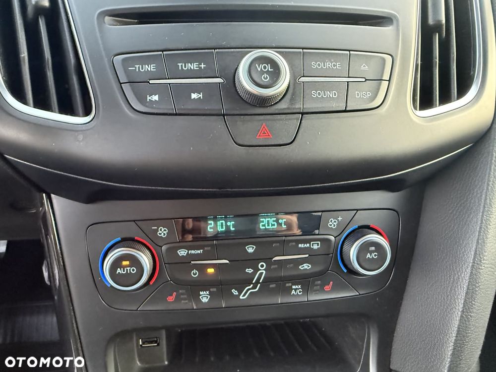 Ford Focus 2.0 TDCi Titanium ASS - 30