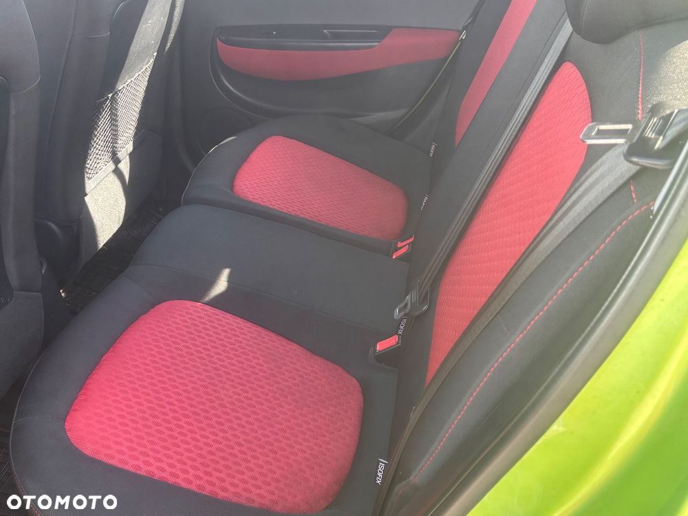 Hyundai i20 1.2 Comfort - 24