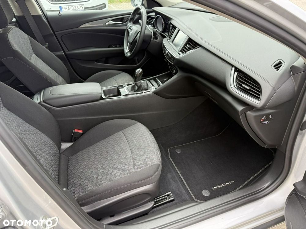 Opel Insignia - 14
