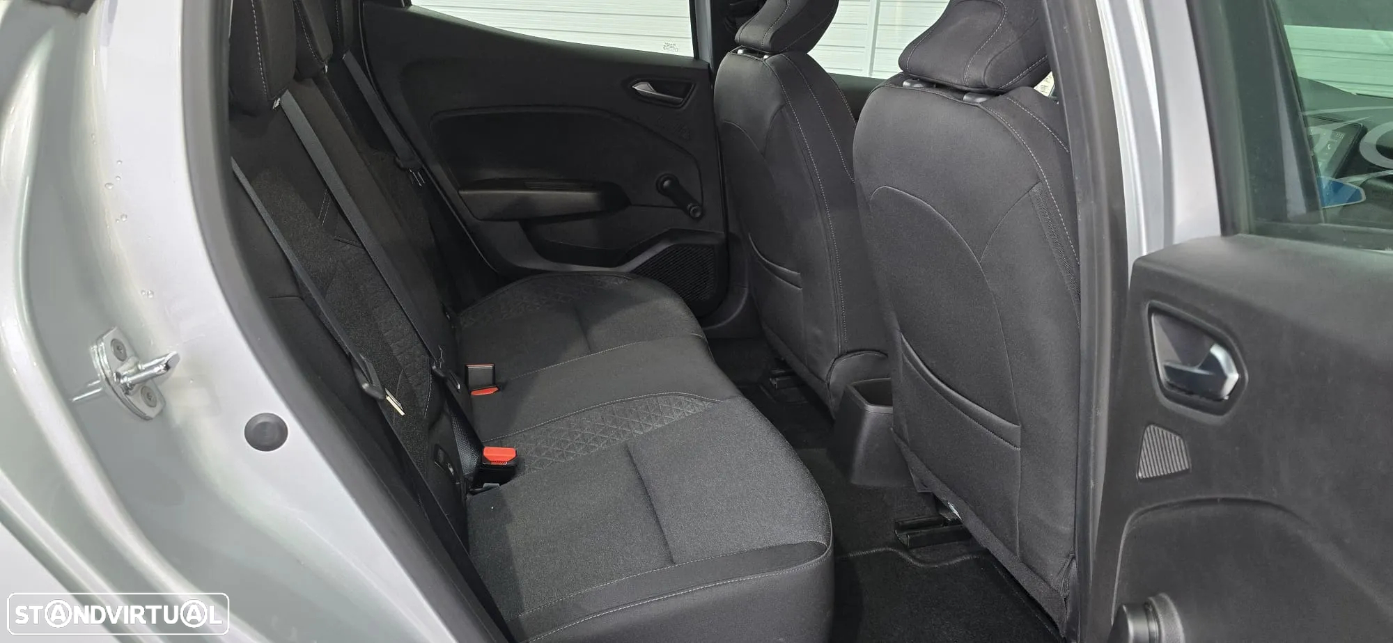 Renault Clio 1.5 Blue dCi Intens - 15