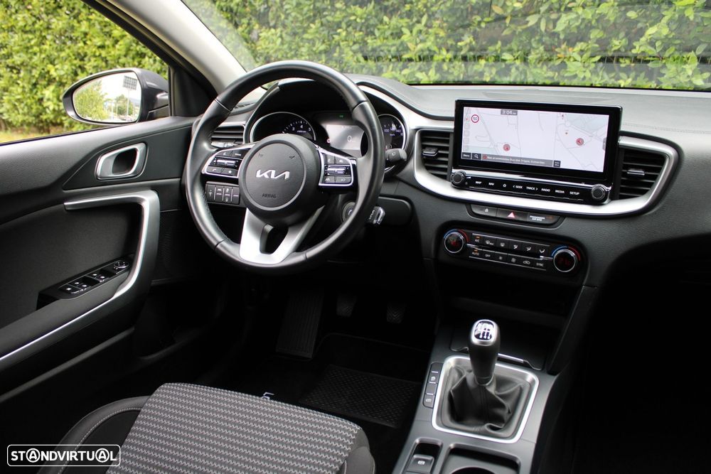 Kia XCeed 1.0 T-GDI Dynamic - 24