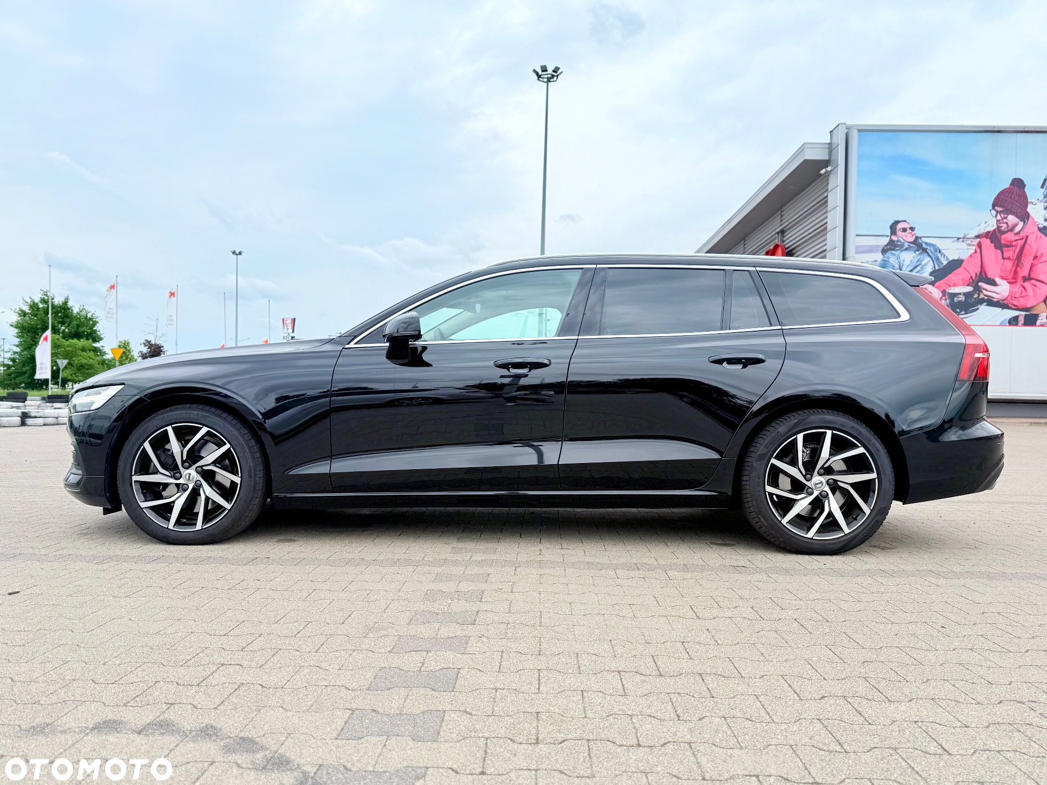 Volvo V60 T5 Geartronic Momentum - 17
