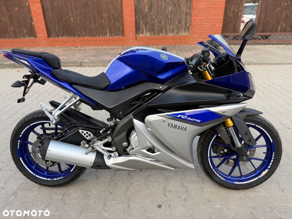Yamaha YZF - 9