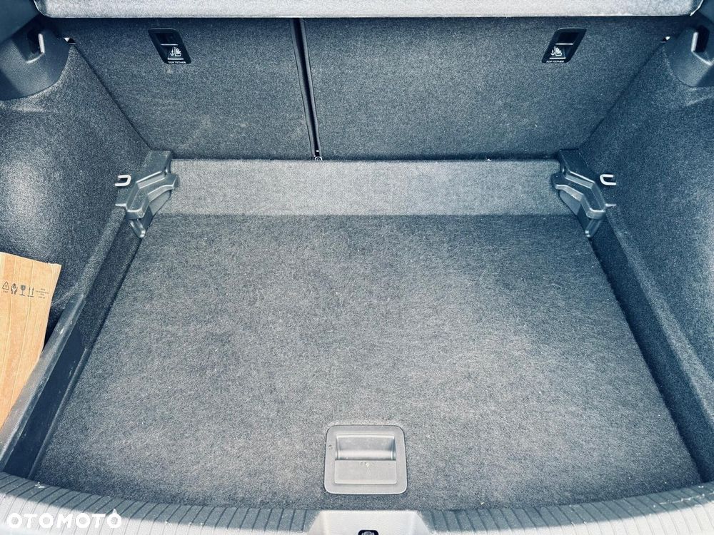 Volkswagen Taigo - 11