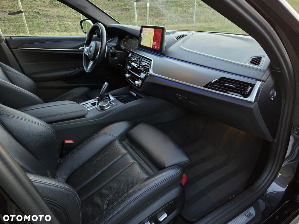BMW Seria 5 530d xDrive mHEV M Sport sport - 19