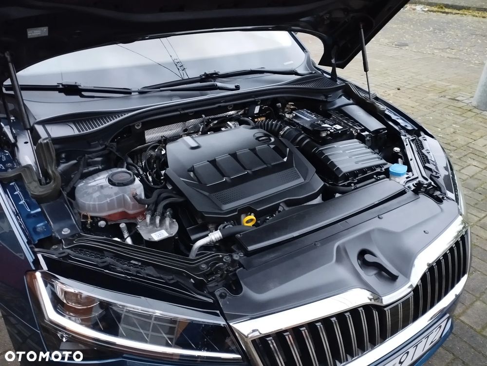 Skoda Superb 2.0 TDI SCR 4x4 Ambition DSG - 8