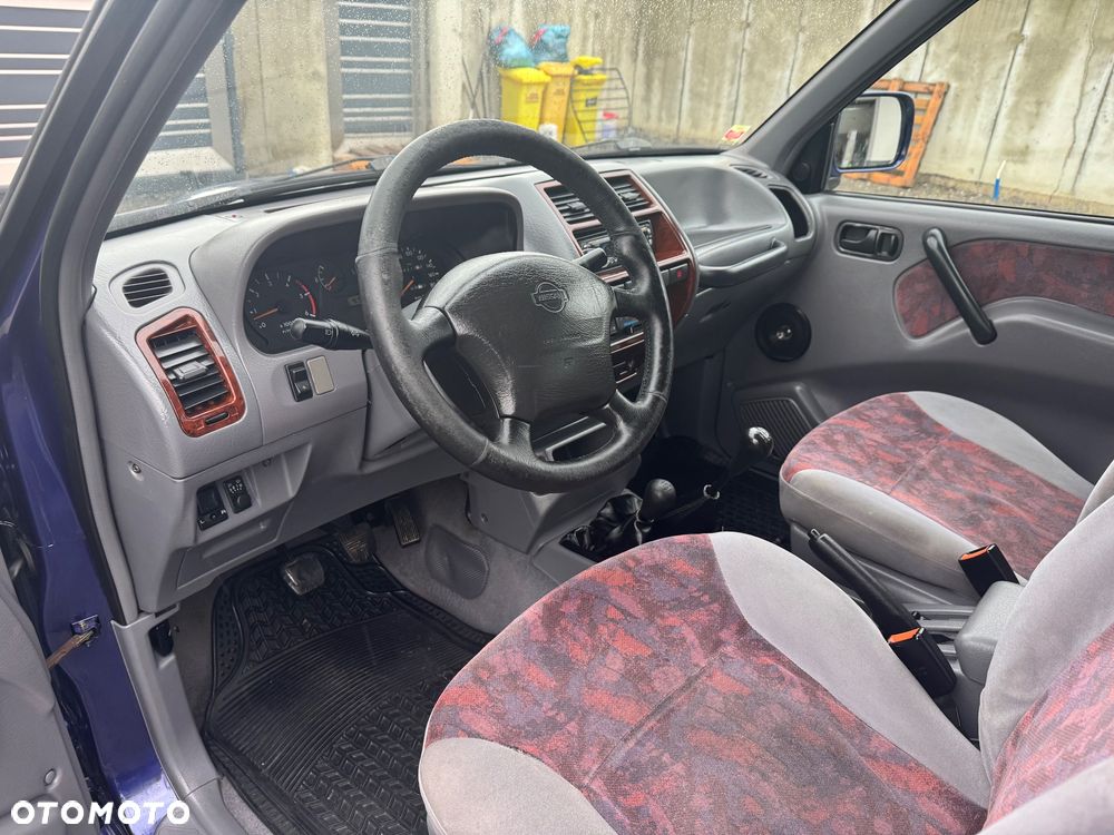 Nissan Terrano - 13