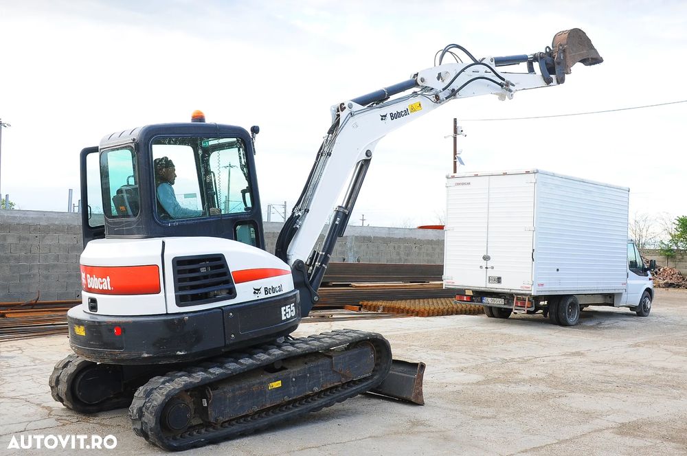 Bobcat E55 MiniExcavator 5,5 tone - 11
