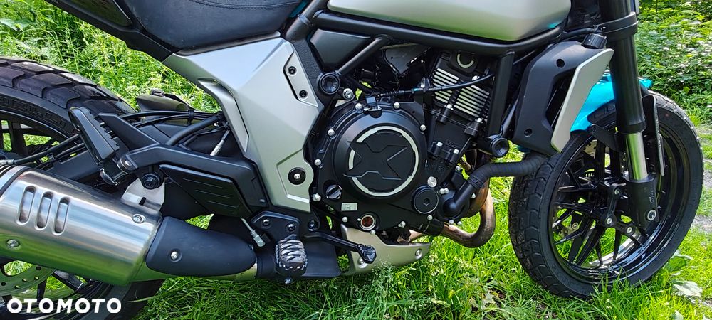 CFMoto 700CL-X Heritage - 7