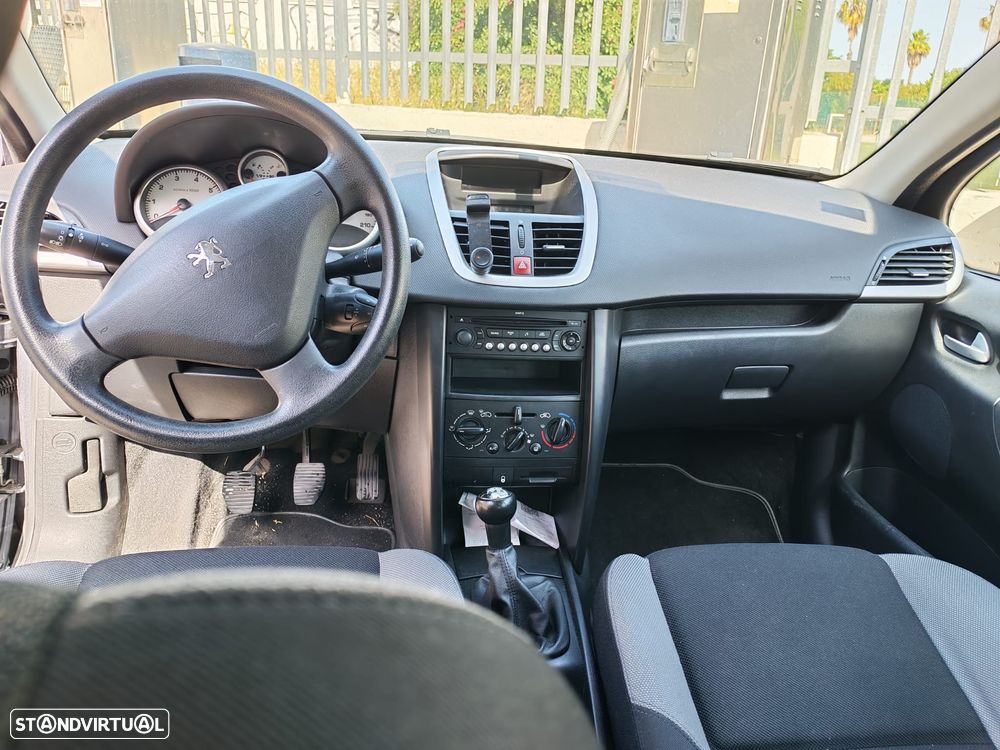 Peugeot 207 1.4 16V Open - 6